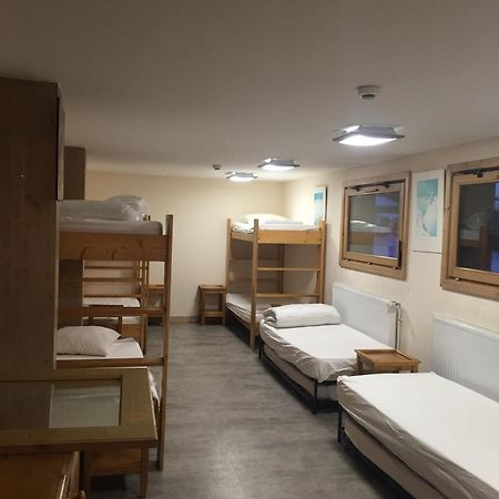 Fleur Des Neiges Hostel Chamonix Bagian luar foto