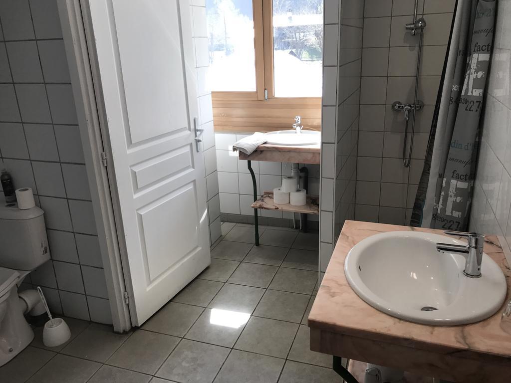 Fleur Des Neiges Hostel Chamonix Bagian luar foto