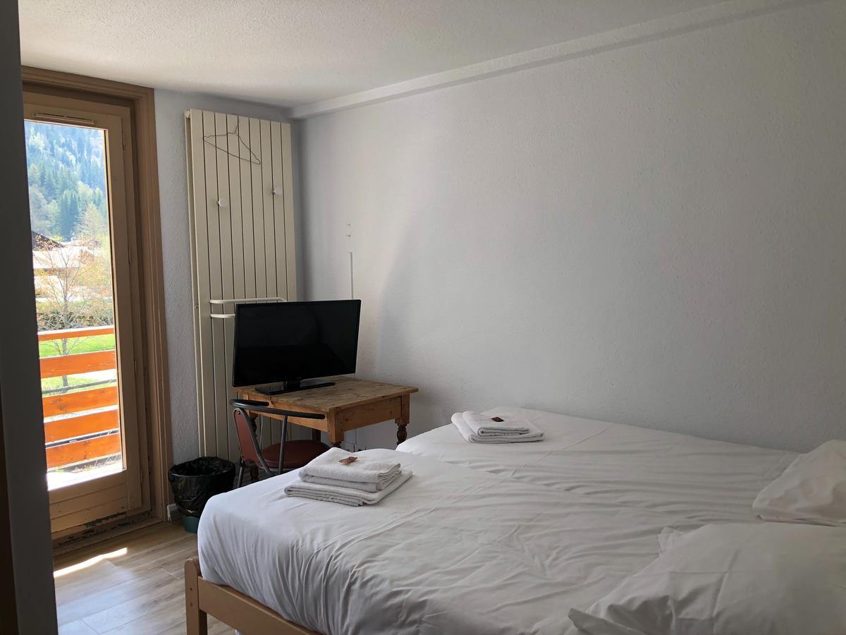 Fleur Des Neiges Hostel Chamonix Bagian luar foto